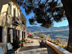 Cortijo El Pino Retreat, Albuñuelas